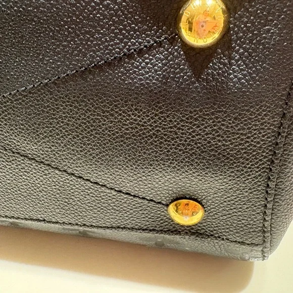 Louis Vuitton Black Embossed Montaigne mm - Picture 12 of 16